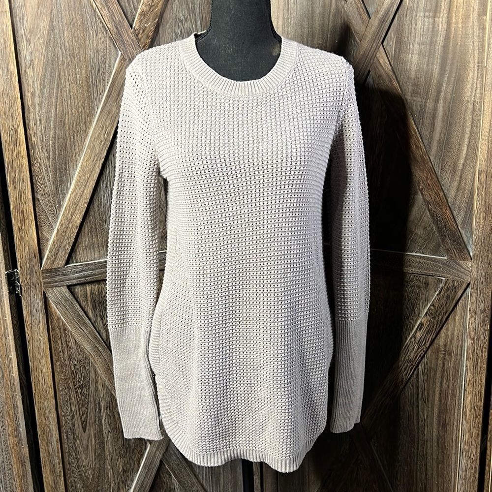 Dakini sweater 